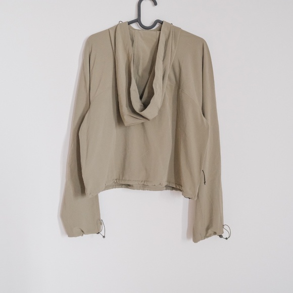 NWT Olive Athleta Boundless Popover Cropped Hoodie Women's Small - Picture 10 of 10